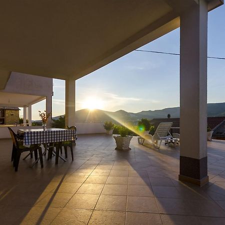 Apartment Marijana Trogir Exterior photo