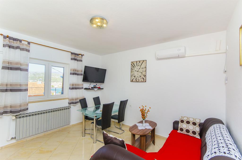 Apartment Marijana Trogir Exterior photo