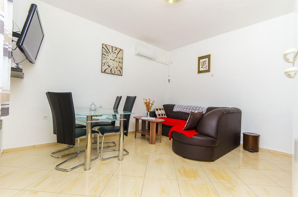 Apartment Marijana Trogir Exterior photo